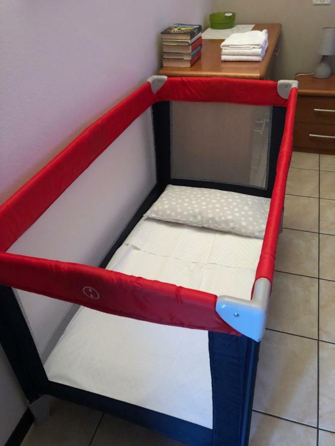 Rosegarden Apartment *